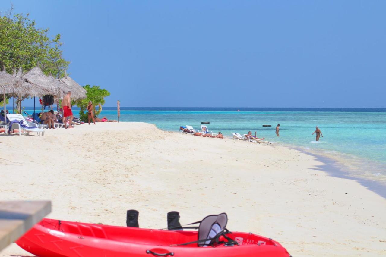 Gurus Maldives At Gulhi Island Hotel Kültér fotó